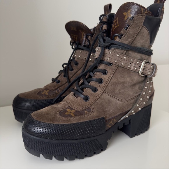 Laureate Plattorm
Desert Boot Louis Vuitton size 6 Authentic - Picture 9 of 11